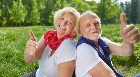 Mit der Aktivrente können Sie als Rentner:in bis zu 2.000 Euro monatlich steuerfrei hinzuverdienen - zusätzlich zu Ihrer Rente.